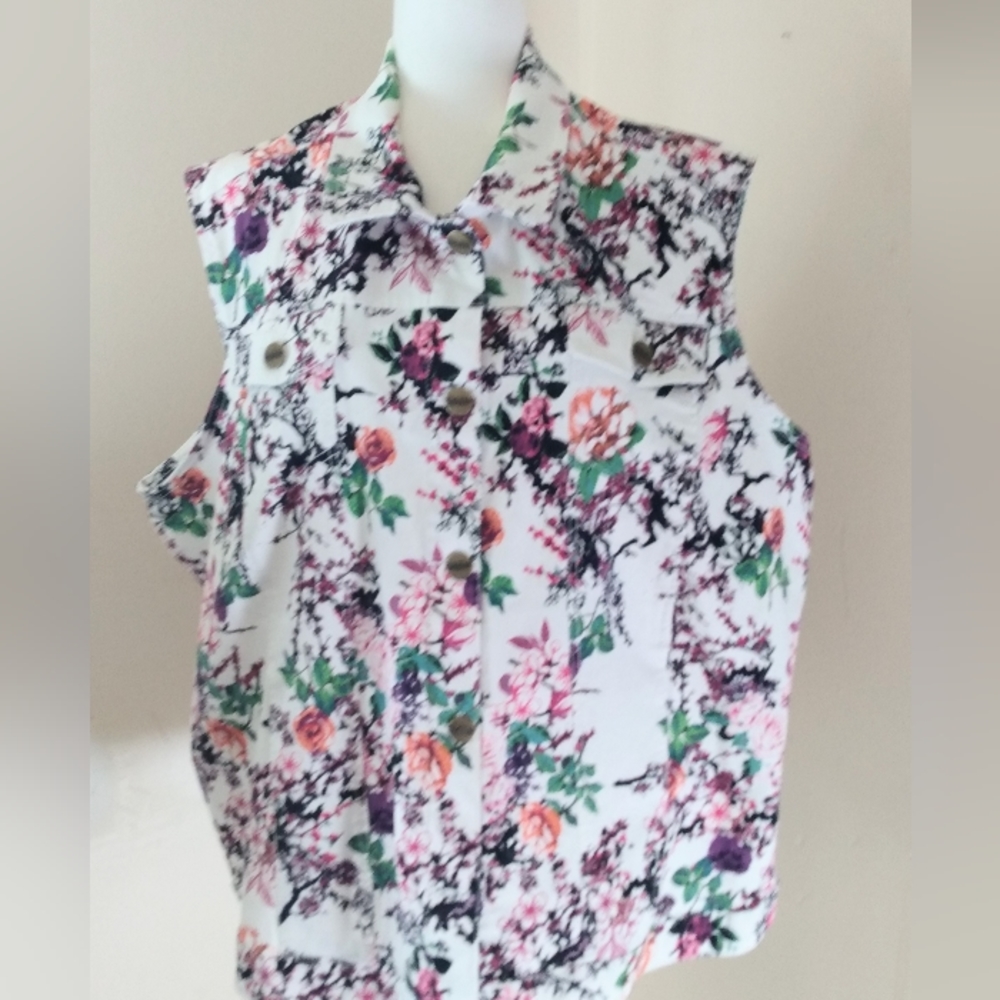 Koret Denim Floral Vest Colorful Weekend Travel Outdoor Women's Size 26W